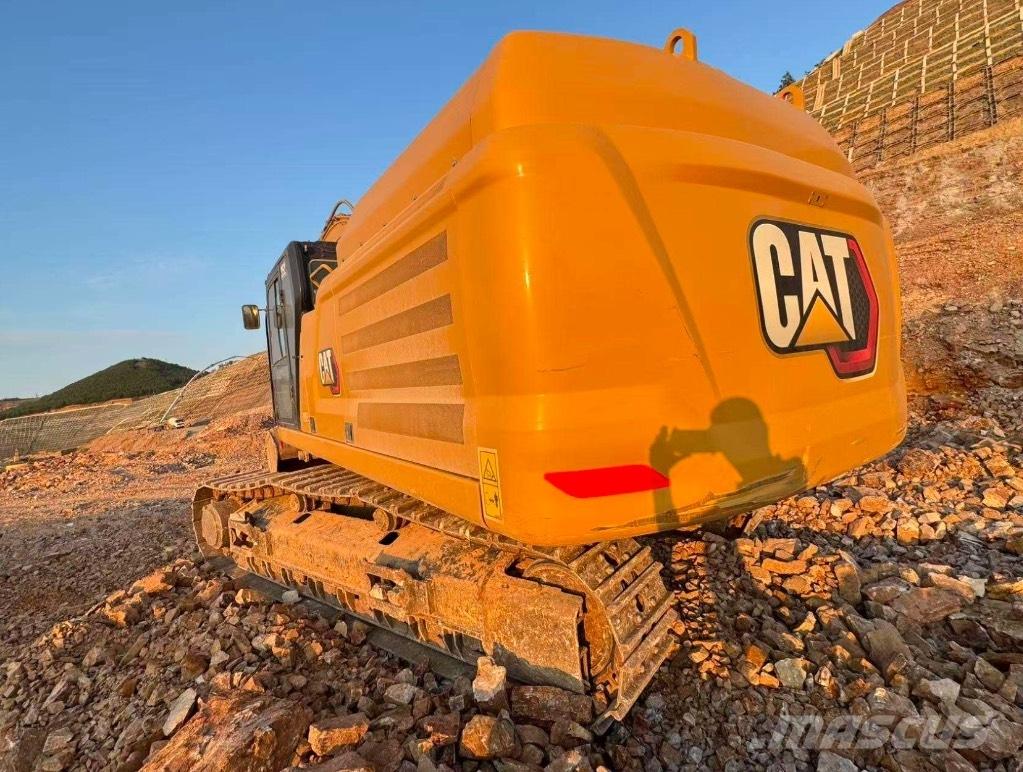 CAT 352 Crawler excavators