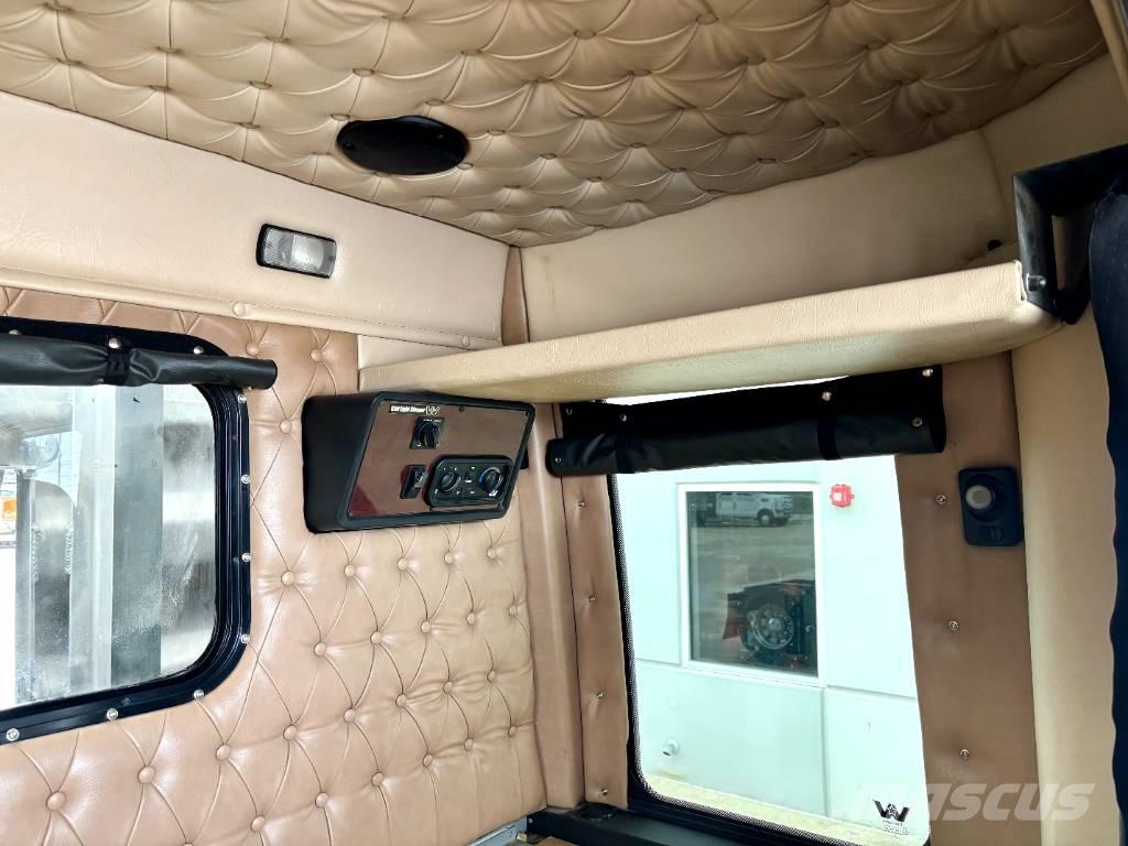 Western Star 4900 EX Tractor Units