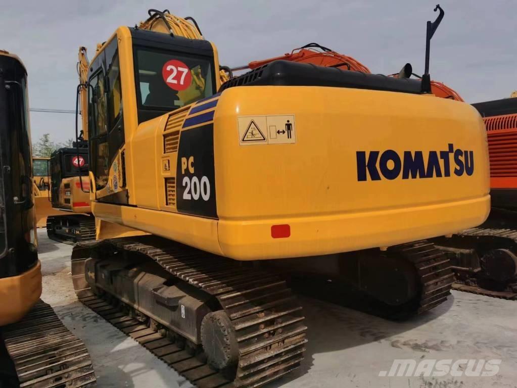 Komatsu PC 200-8 Crawler excavators