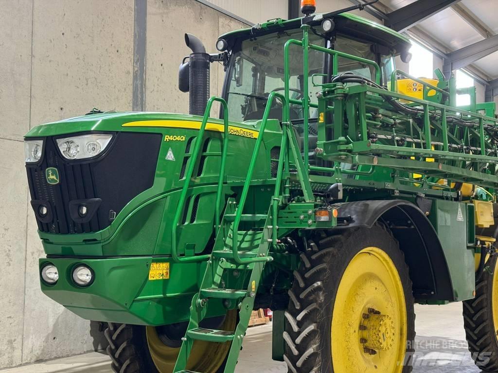 John Deere R4040i Self-propelled sprayers