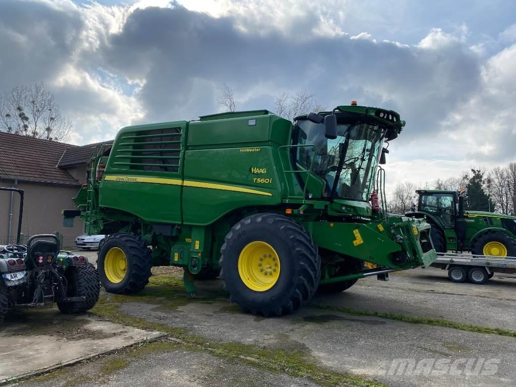 John Deere T560 HM Combine harvesters