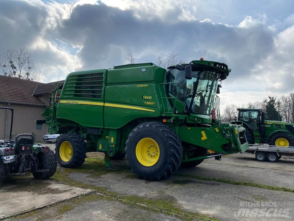 John Deere T560 HM Combine harvesters