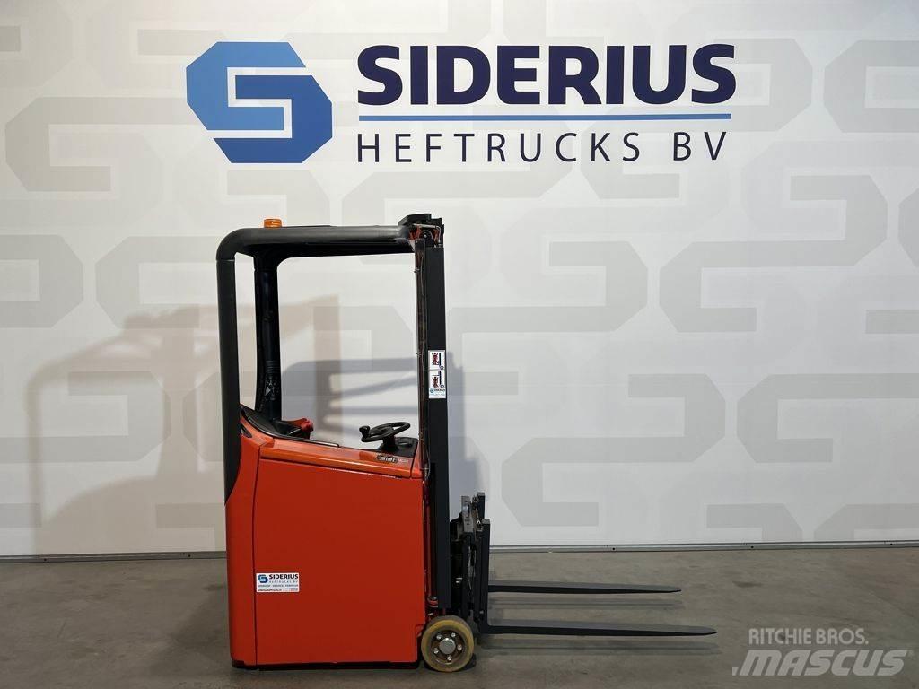Linde E10 Pedestrian stacker