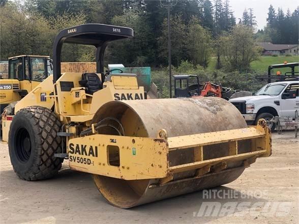 Sakai SV505 Single drum rollers