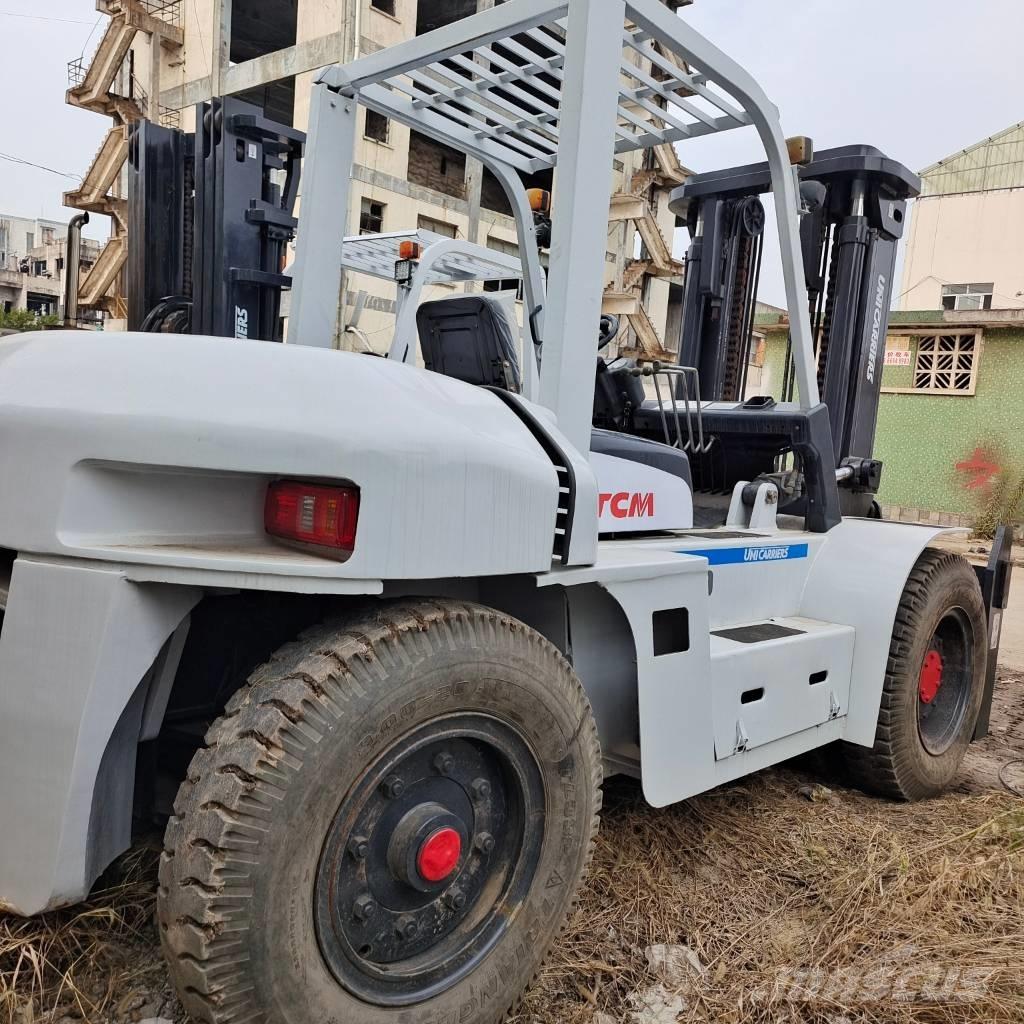 TCM FD 100 Diesel trucks