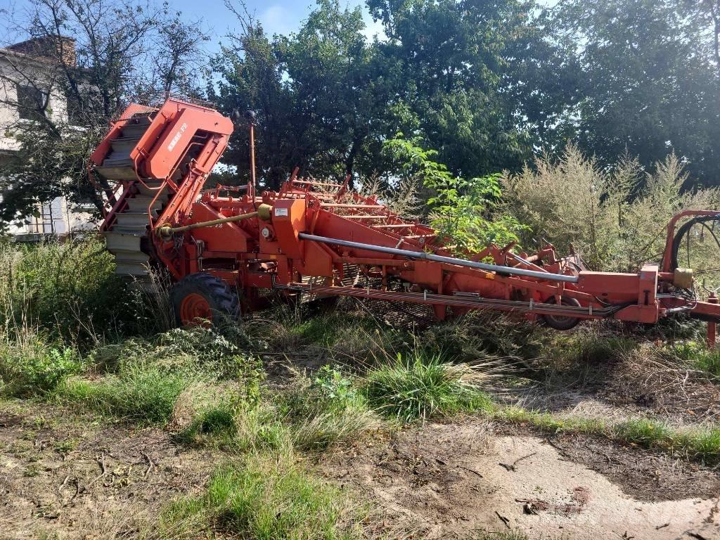 Amac F2 Potato harvesters and diggers
