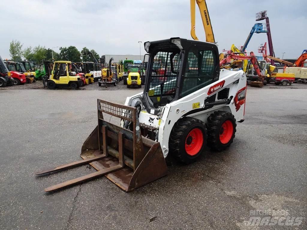 Bobcat S450 Skid steer loaders