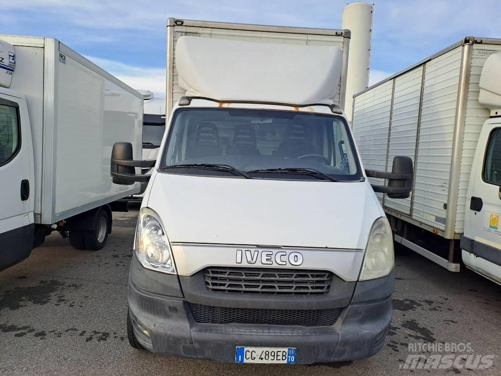Iveco DAILY 60C17 Box body trucks