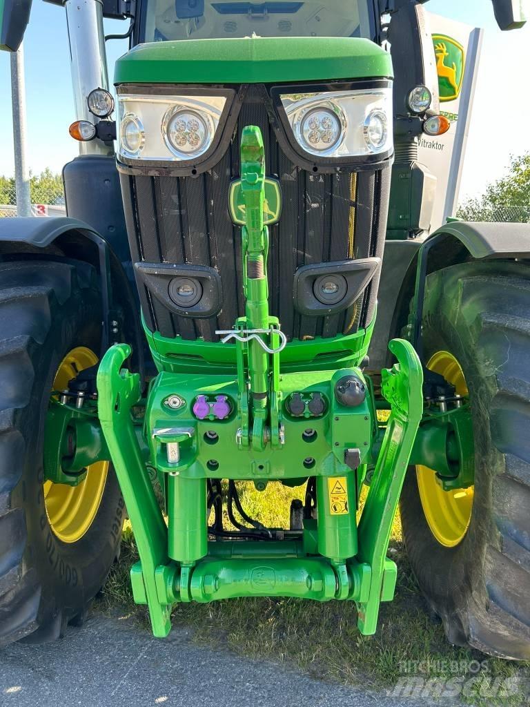John Deere 6R250 Tractors
