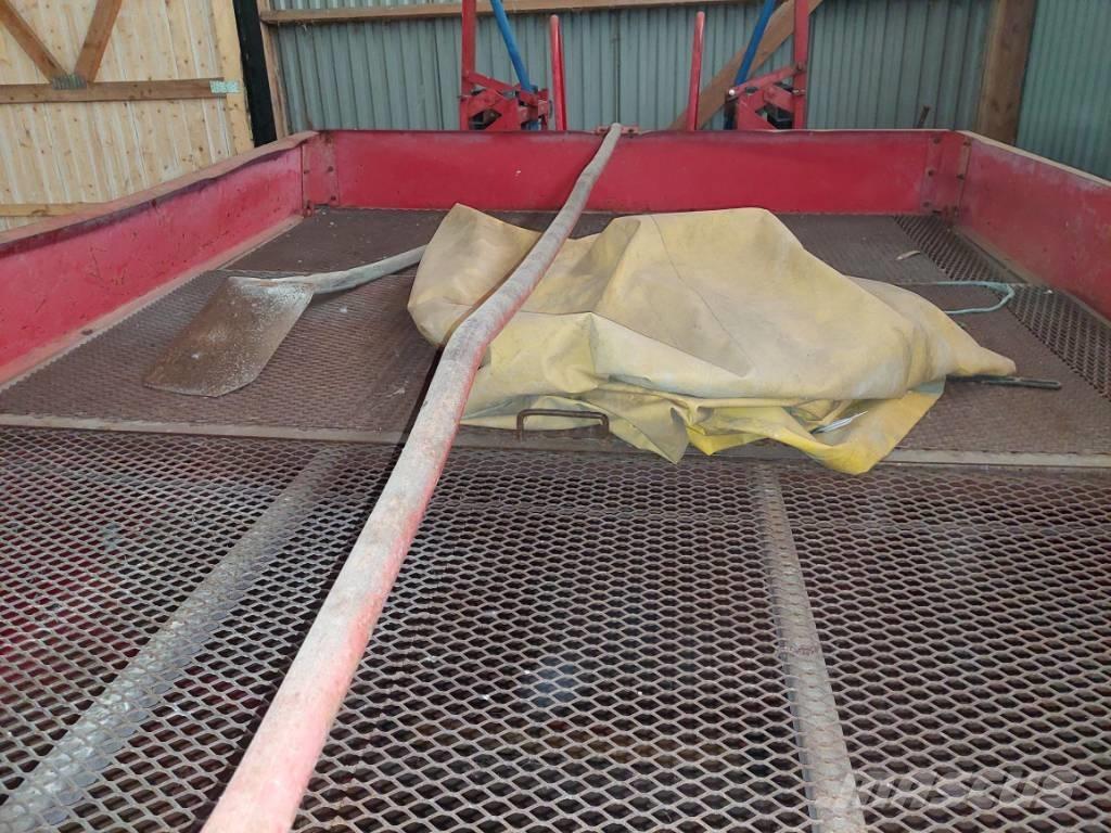 Tive 6012 Jet Mineral spreaders