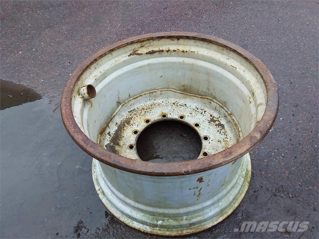 Valmet Okänd 20x34 Tyres, wheels and rims