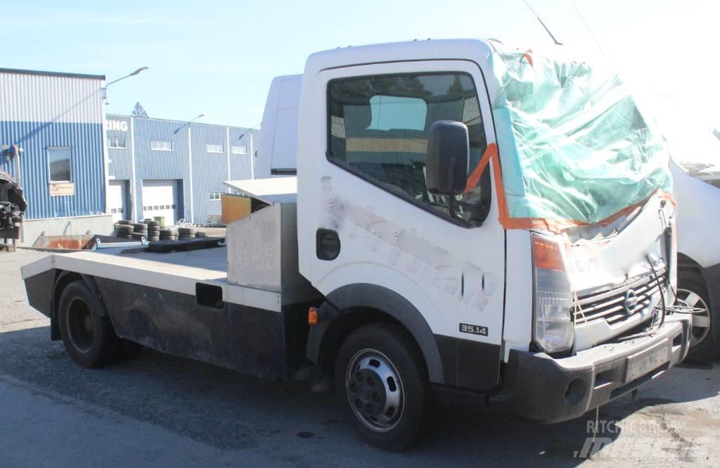 Nissan Cabstar Tractor Units