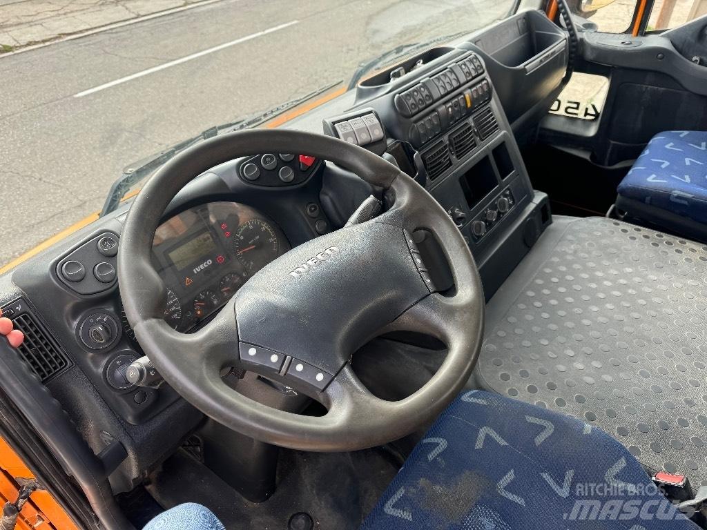 Iveco Trakker 450 Cable lift demountable trucks