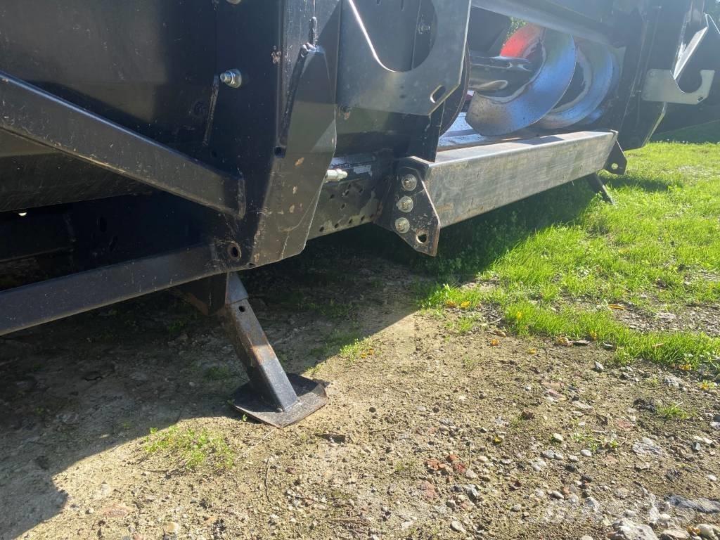 Geringhoff RD 830/B Combine harvester heads