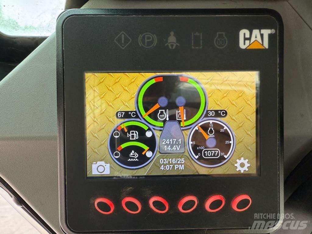 CAT 299D3 XE Skid steer loaders
