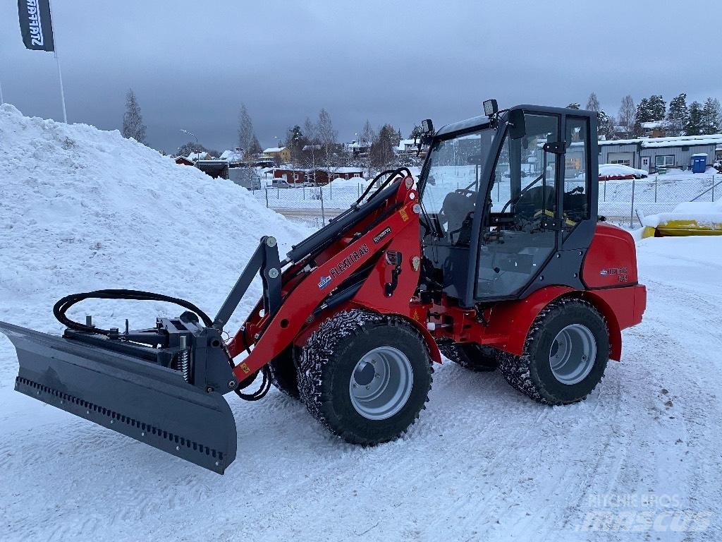 Flexitrac 1248 Multi purpose loaders