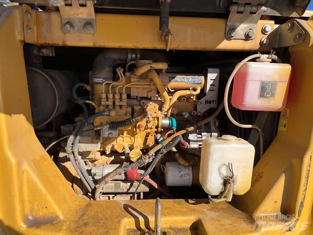 CAT 308 E 2 CR Midi excavators  7t - 12t