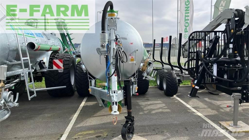 Bauer V74 Manure spreaders