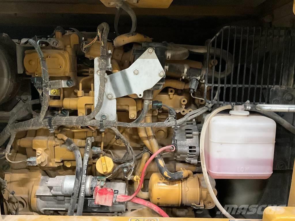 CAT 308 CR Midi excavators  7t - 12t