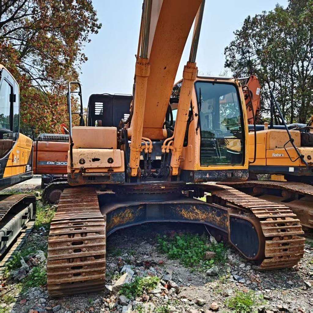 Hyundai Robex 305 LC Crawler excavators