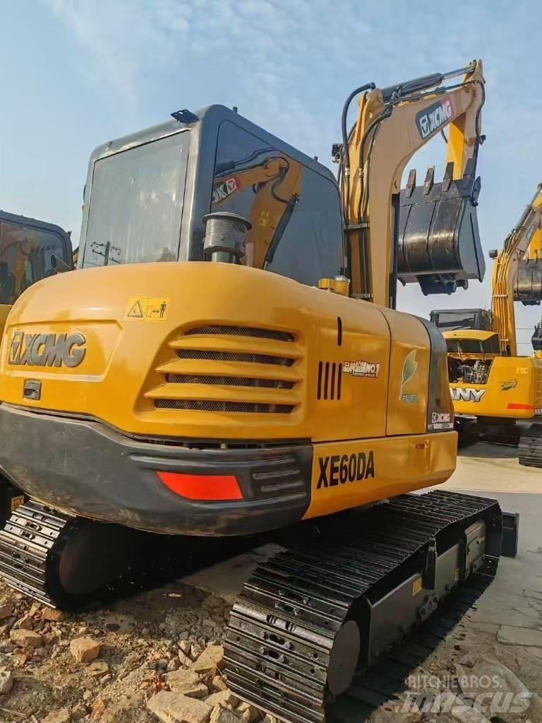 XCMG 60 Crawler excavators