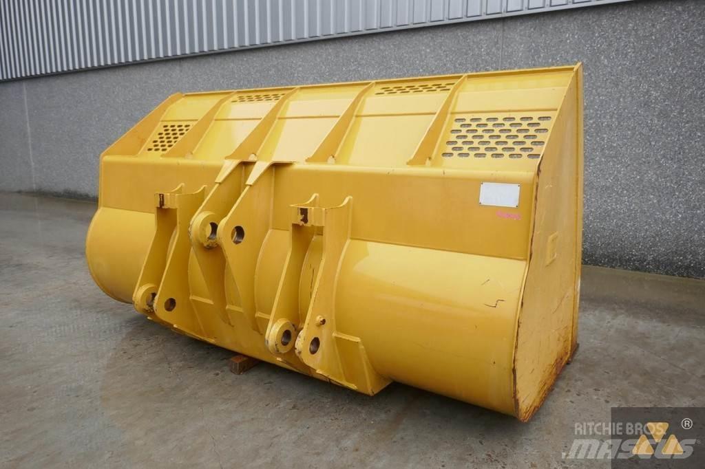CAT 930 Bucket Buckets