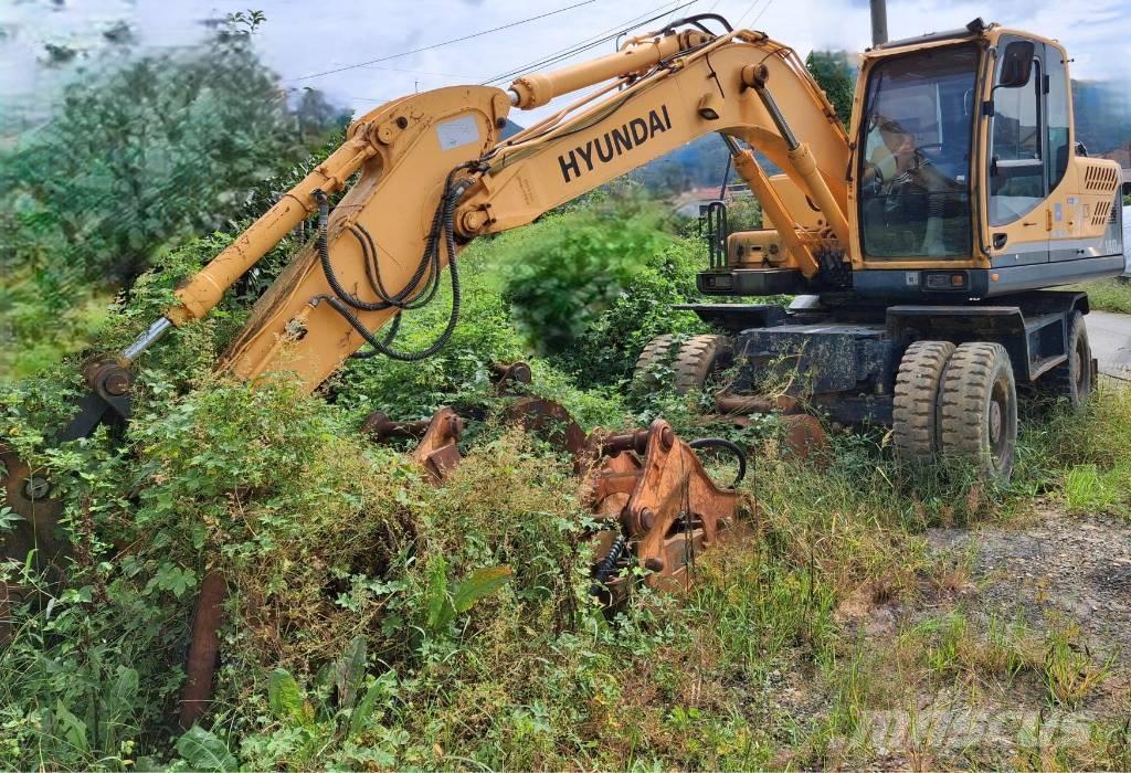 Hyundai Robex 140 W Wheeled excavators