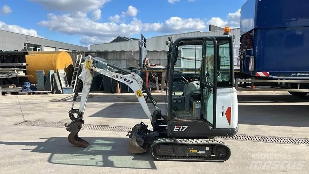 Bobcat e17 Tractors