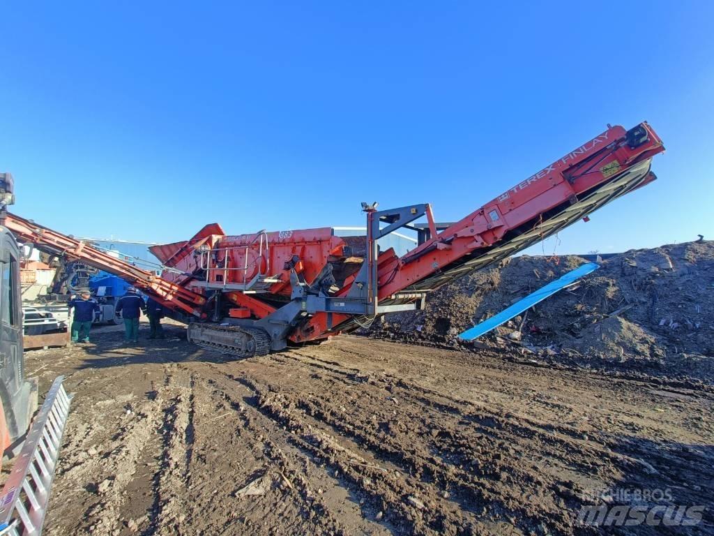 Terex Finlay 883 Screeners