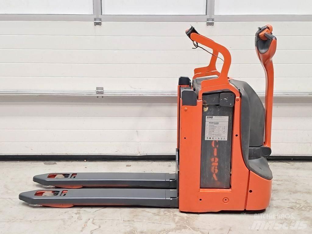 Linde T16L Low lifter