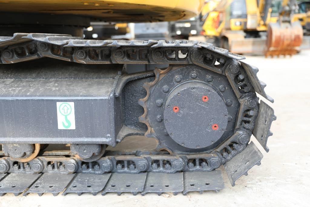 Komatsu PC 78 US-6 Midi excavators  7t - 12t