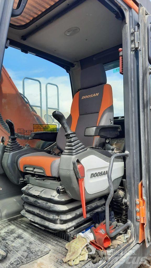 Doosan DX 255 LC-5 Crawler excavators