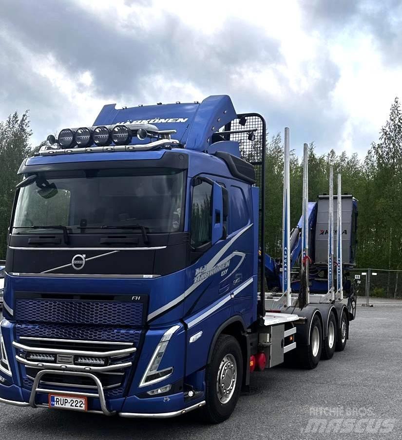 Volvo FH 12 Timber trucks