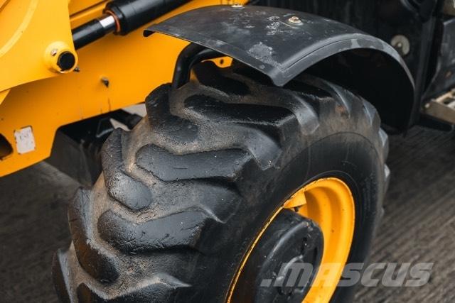 JCB 3CX Backhoe loaders