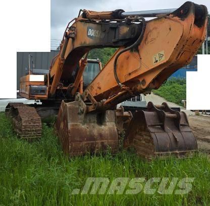 Doosan DX 520 LC Crawler excavators