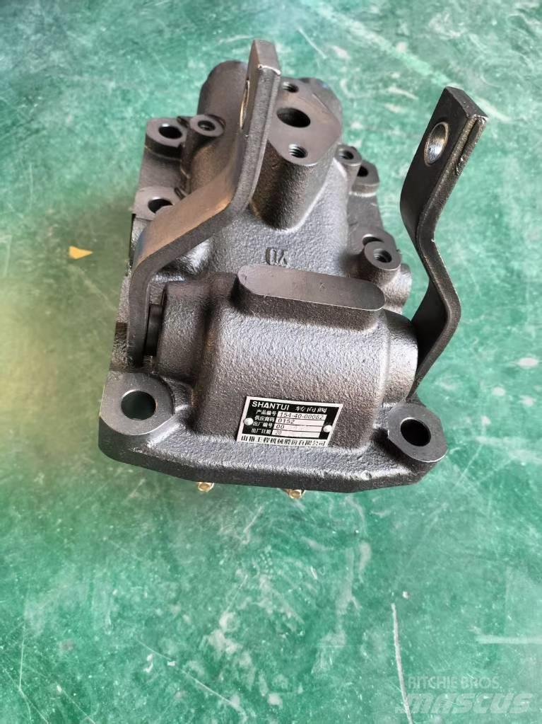 Shantui SD22 Transmission