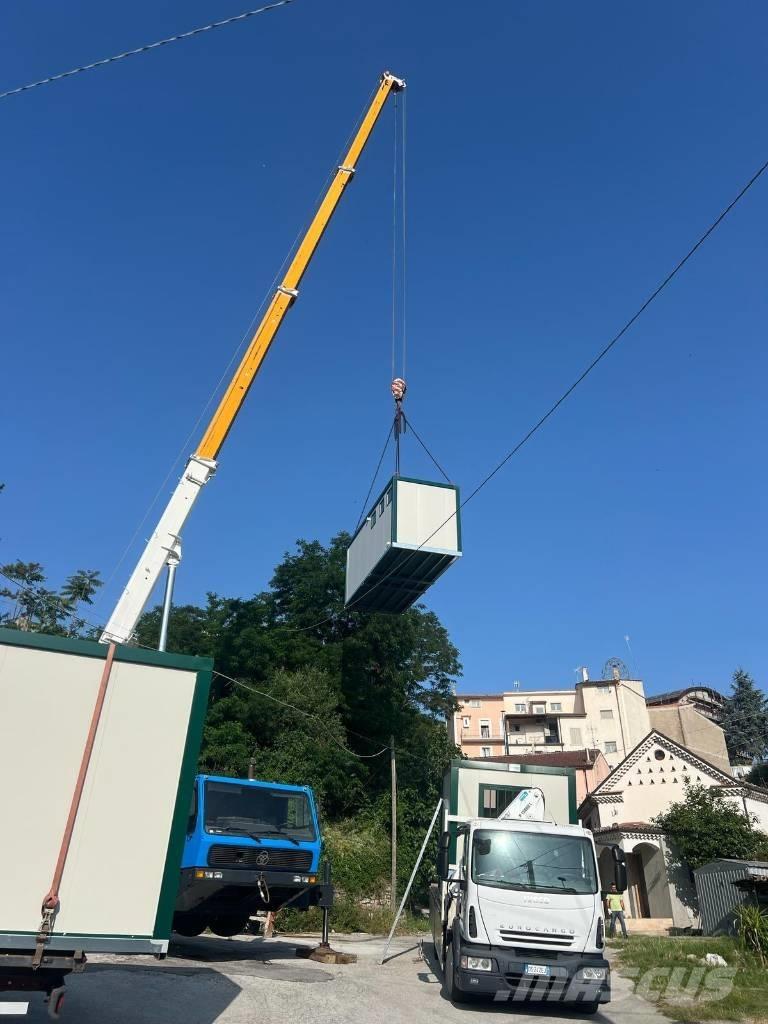 Krupp KMK 4070 All terrain cranes