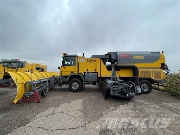 Boschung S3 Sweepers