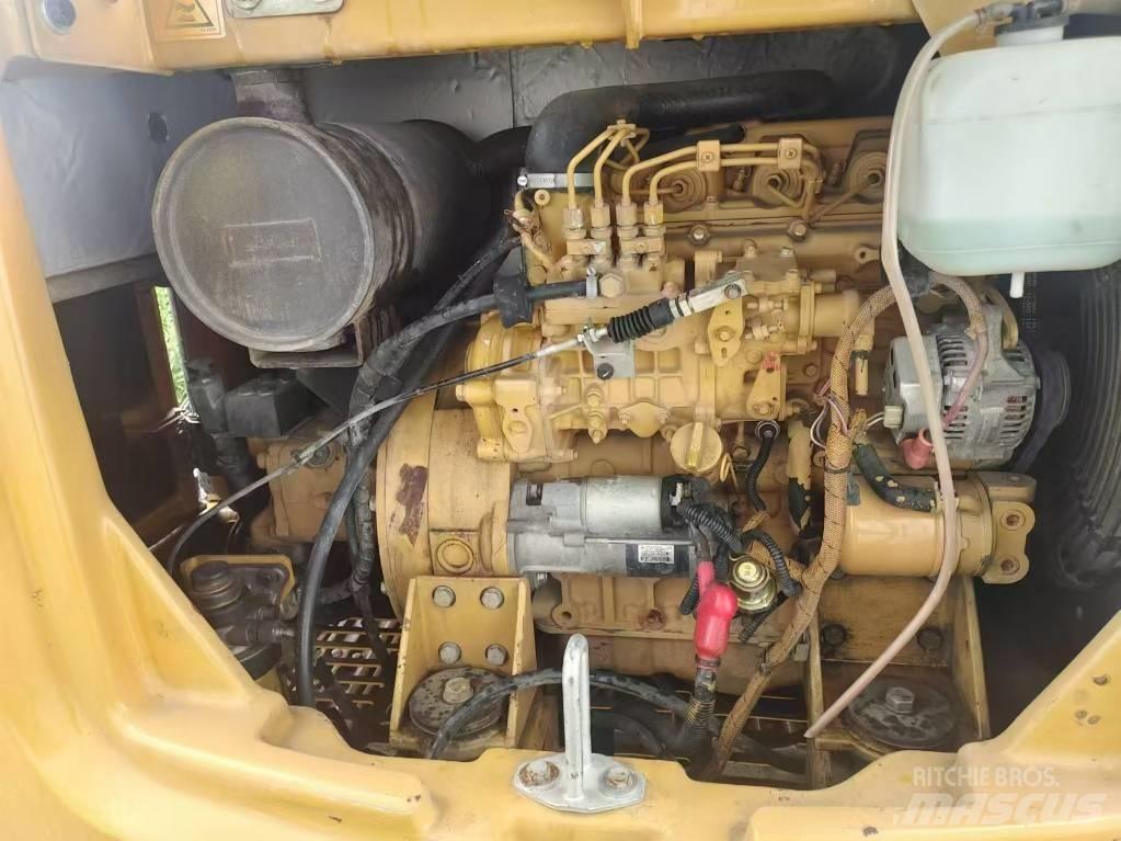 CAT 306 Mini excavators < 7t (Mini diggers)