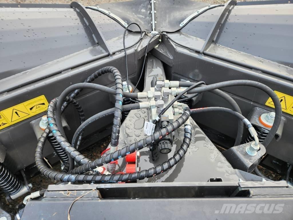 Pronar PUV 3300 M Snow blades and plows