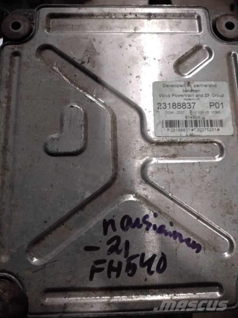 Volvo Moottori ecu Electronics
