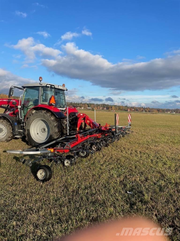 Vicon FANEX 904 Rakes and tedders
