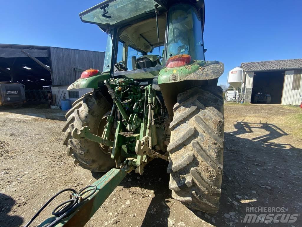 John Deere 5100 R Tractors