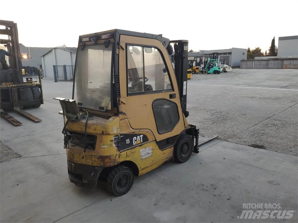 CAT GP15N LPG trucks
