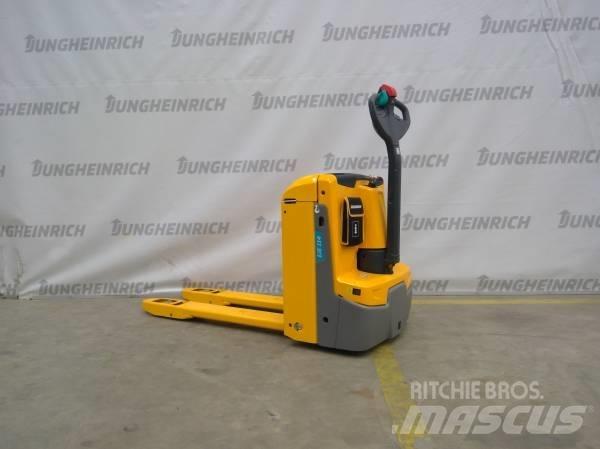 Jungheinrich EJE 114 Low lifter