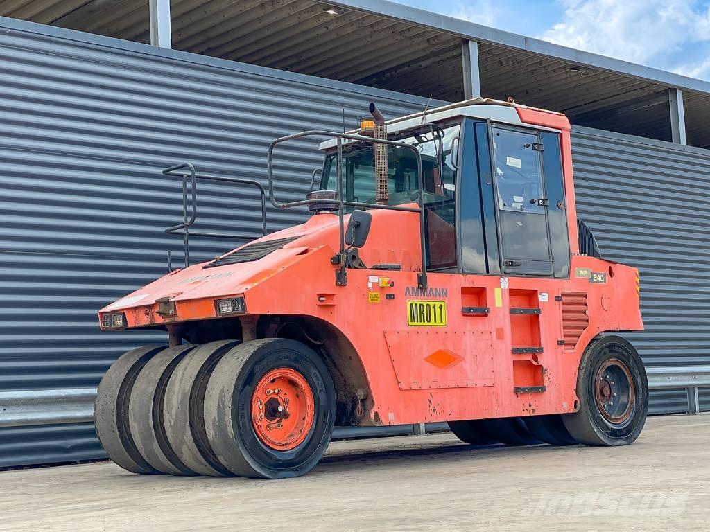 Ammann AP 240 Pneumatic tired rollers