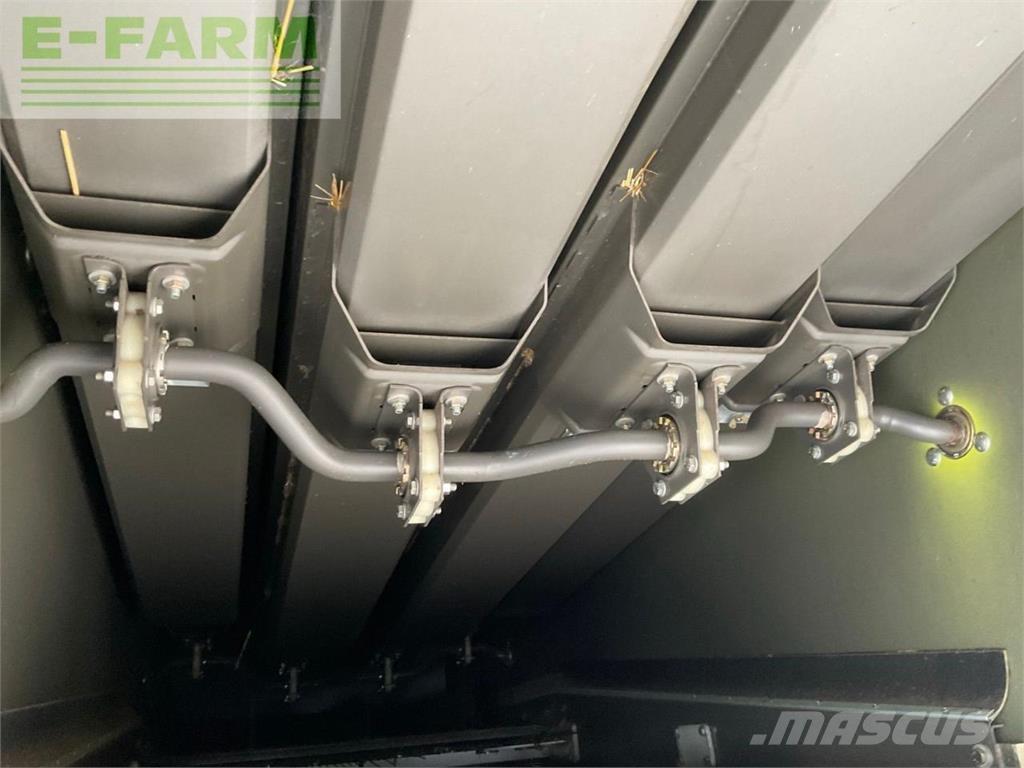 CLAAS AVERO 240 Combine harvesters