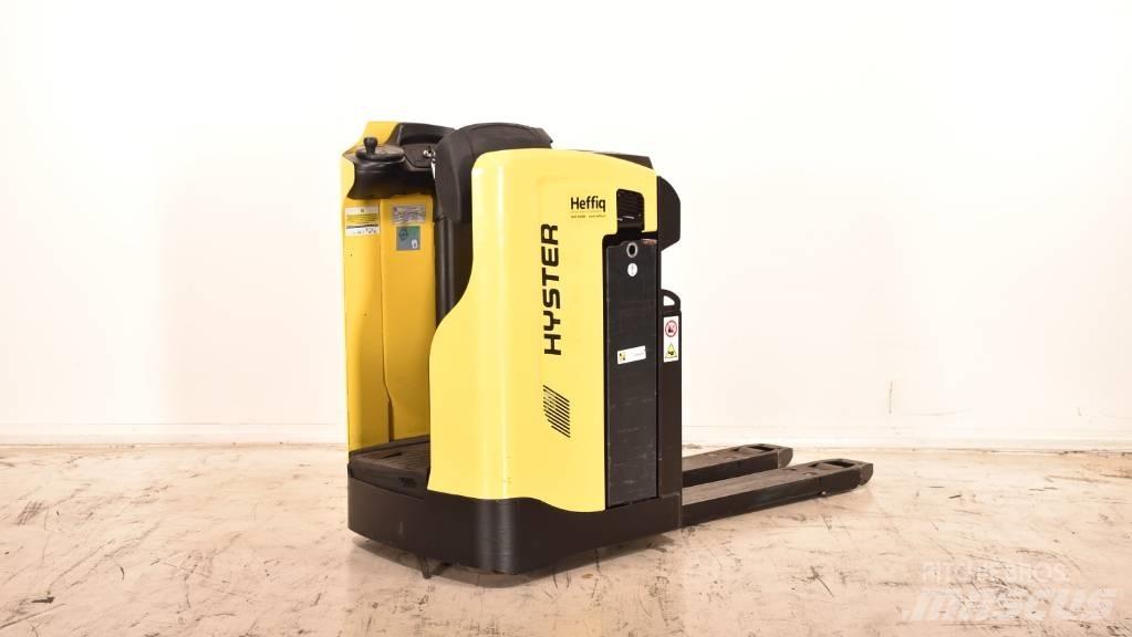 Hyster RP2.0N Low lifter with platform