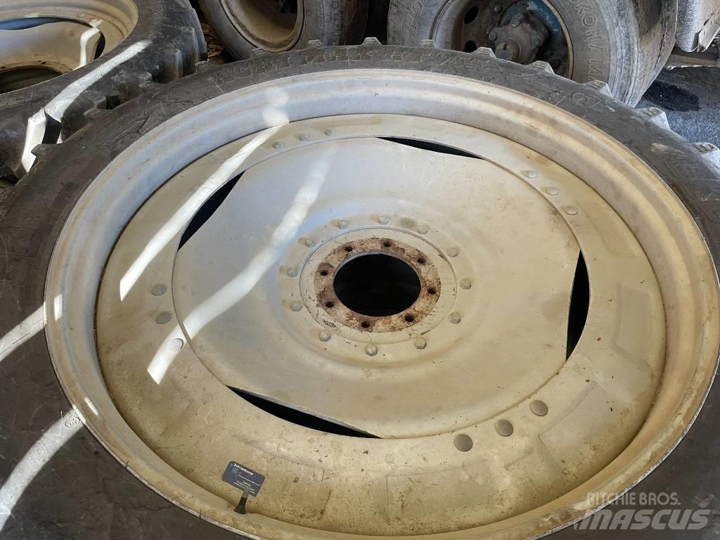  Radodlingshjul BKT Other tractor accessories