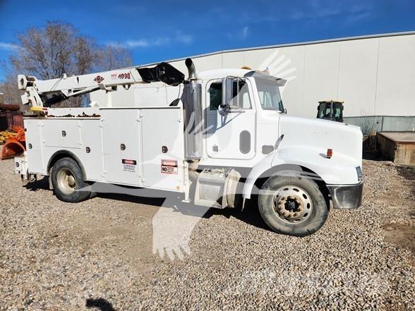 Peterbilt 330 Construction - Others
